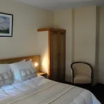 Hotel Fasthotel -le Drakkar -un Fh Confort Pont-Audemer