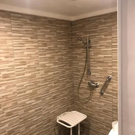 Fasthotel -le Drakkar -un Fh Confort Szálloda Pont-Audemer