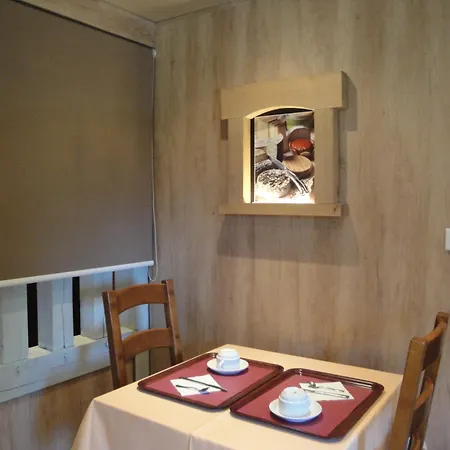 Hotel Fasthotel -le Drakkar -un Fh Confort Pont-Audemer