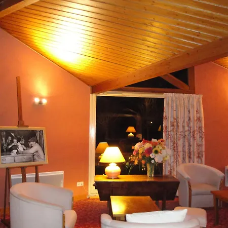 ホテル Fasthotel -le Drakkar -un Fh Confort ポン・オードゥメール