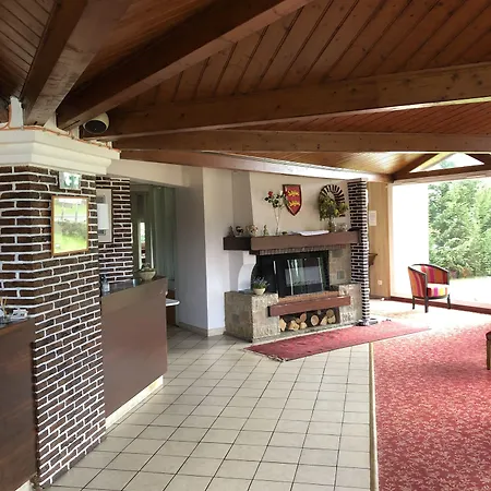 Hotel Fasthotel -le Drakkar -un Fh Confort