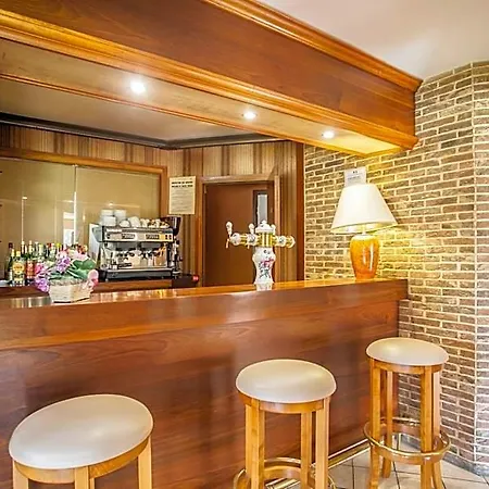 Fasthotel -le Drakkar -un Fh Confort Pont-Audemer